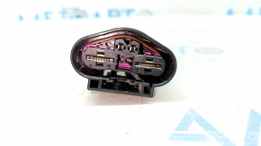 Фишка на диффузор кожух радиатора BMW 3 G20 21-26 plug-in 1000W