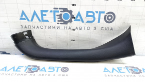 Обшивка двери багажника правая Subaru Outback 15-19 черная, потерта, царапина
