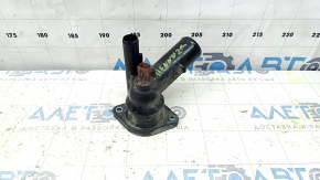 Крышка корпуса термостата Toyota Sienna 21-26 с датчиком