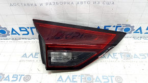 Фонарь внутренний дверь багажника левый Nissan Rogue 21-26 галоген + LED, потерт