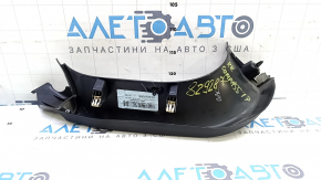 Обшивка двери багажника верхняя левая Jeep Compass 17-26 черная, с заглушкой, царапина, потертость
