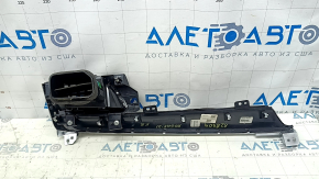 Дефлектор воздуховода торпеды правый Nissan Rogue 21-23 с накладкой, царапина