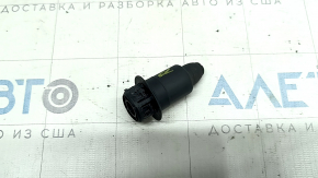 Отбойник двери багажника нижний правый Nissan Rogue 21-26