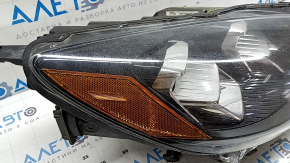 Фара передняя правая в сборе Ford Escape MK4 20-22 LED, под полировку, потрескался лак