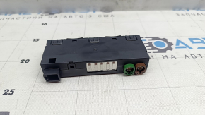 USB Hub центральной консоли Audi E-Tron 19-23 передний