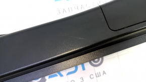 Обшивка задней стойки правая BMW X5 E70 07-13 черная, царапины, потерта