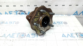 Ступица задняя правая Toyota Sienna 21-26 FWD ржавая