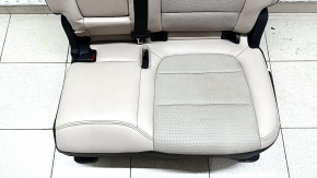 Scaune spate, rândul 2, stânga, Ford Escape MK4 20-22, fără airbag, piele, bej cu negru, perforație, cu cotieră și centură, căptușeală crăpată