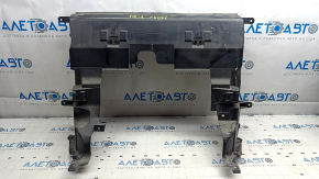 Deflector radiator conductă de aer spate Audi E-Tron 19-23 partea superioară, crăpături, fragment lipsă