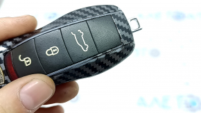 Ключ Porsche Macan 15-22 4 кнопки, под карбон, полезла краска, тычки