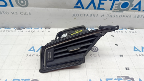 Дефлектор воздуховода передней панели левый Audi E-Tron 19-23