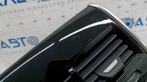 Дефлектор воздуховода центральной консоли с накладкой BMW X5 G05 19-26 черный глянец под 4 зонное управление, царапины