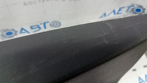 Обшивка задней верхней двери нижняя BMW X5 G05 19-26 черная, потерта, царапины
