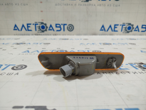 Поворотник в бампере передний левый Lexus RX300 98-03