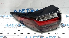 Zgârieturi ușoare aripă exterioară stânga Nissan Murano z52 19-24