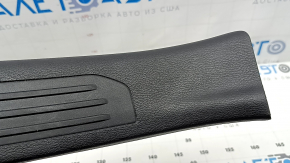 Ornamente prag interior spate dreapta Nissan Murano z52 17-24 negru, 3 dungi, zgârieturi