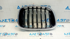 Решетка радиатора grill правая BMW X3 G01 18-21 ноздря, хром обрамление+ черная решетка