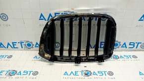 Решетка радиатора grill правая BMW X3 G01 18-21 ноздря, хром обрамление+ черная решетка
