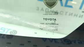 Лобовое стекло Toyota Prius V 12-17 воздух по кромке, песок