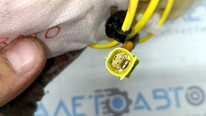 Подушка безопасности airbag переднего правого сиденья Toyota Prius V 12-17 ржавый пиропатрон