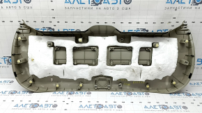 Обшивка двери багажника нижняя Toyota Prius V 12-17 бежевая, потерта, побелел пластик, под чистку