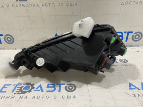 Противотуманная фара птф правая VW Jetta 19-23