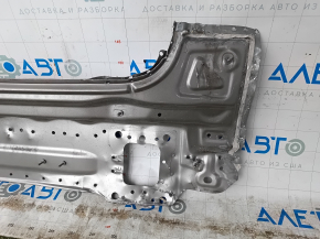 Задняя панель Mercedes W167 GLE 350 450 20-26 высверлена, серебро