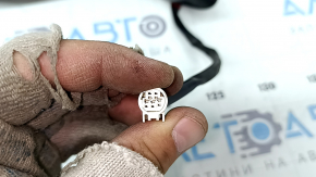 Зеркало боковое правое в сборе Toyota Prius V 12-17 5 пинов, голубое