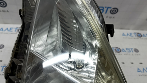 Фара передняя левая Toyota Prius V 12-14, дорест, галоген, под полировку