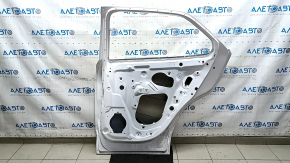 Дверь голая задняя правая Chevrolet Equinox 18-24 белый WA8624