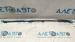 Молдинг двери верхний задний левый Toyota Camry v55 15-17 usa хром, царапины, тычка изнутри