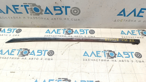 Bandă ușă spate dreapta sus Toyota Camry v55 15-17 usa cromată, zgârieturi
