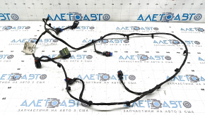 Instalarea senzorilor de parcare pe bara spate a Chevrolet Equinox 18-