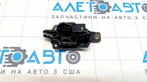 Заглушка в решетке радиатора правая Mazda CX-30 20-23 без парктроника