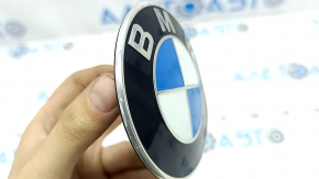 Эмблема капота BMW X3 G01 18-24 полез лак