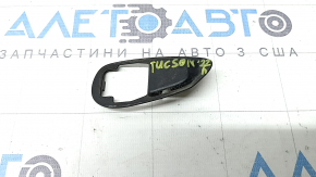Заглушка внешней ручки задней левой Hyundai Tucson 22-26