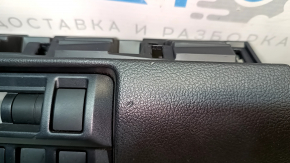 Накладка колени водителя Subaru Legacy 15-19 черная, царапины