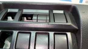 Накладка колени водителя Subaru Legacy 15-19 черная, царапины