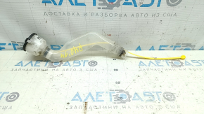 Горловина бачка омывателя Toyota Prius V 14-14 с крышкой