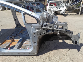 Четверть передняя правая Toyota Prius V 12-17 на кузове, голубая