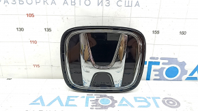 Эмблема решетки радиатора Honda Accord 23-26 под радар, песок