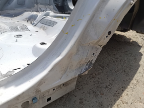 Aripă spate stânga Ford Escape MK4 20-24 pe caroserie, alb, lovit apus de soare, ciobituri