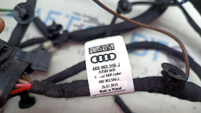 Обшивка пассажирского сидения нижняя Audi E-Tron 19-23 кожа темно-серая, подогрев, с проводкой, помята кожа