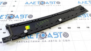 Накладка двери боковая задняя правая передняя Ford Escape MK4 20-26 царапины