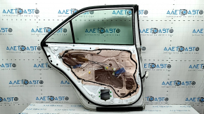 Дверь в сборе задняя левая Toyota Camry v50 12-14 белый 040. тычки