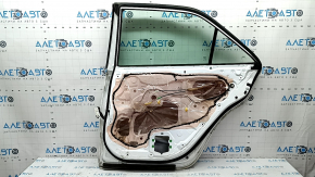 Дверь в сборе задняя правая Toyota Camry v50 12-14 белый 040. тычка, вмятина