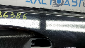 Дверь голая передняя правая Mercedes C-class W205 15-21 алюминий, черный 040, вмятины, мусор под краской, подтеки