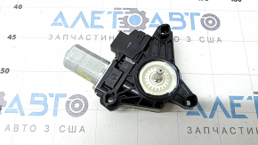 Мотор стеклоподъемника задний левый Mercedes C-class W205 15-21