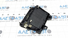 Накладка передней части консоли Kia Niro 17-22 HEV, PHEV черная, без коврика, царапины