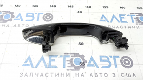 Ручка двери внешняя передняя правая Mercedes C-class W205 15-21 хром, keyless, царапины, окрашена